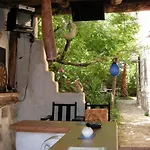 Yükser 3*