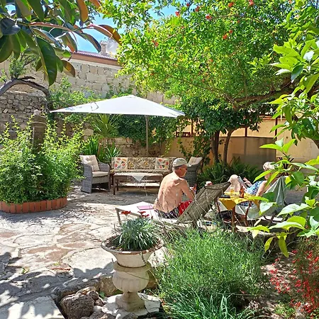 招待所 Yuekser 锡德