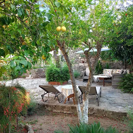 Yuekser Guest house