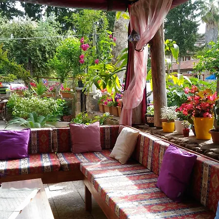 Casa de hóspedes Yuekser Side
